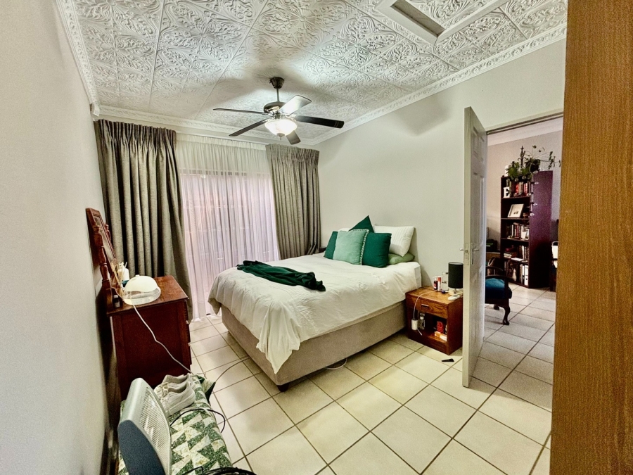 4 Bedroom Property for Sale in Mooivallei Park North West